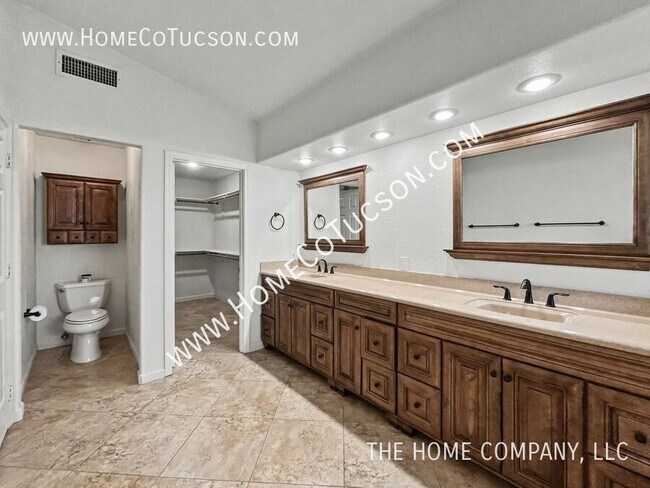 Building Photo - 5168 N Windriver Pl