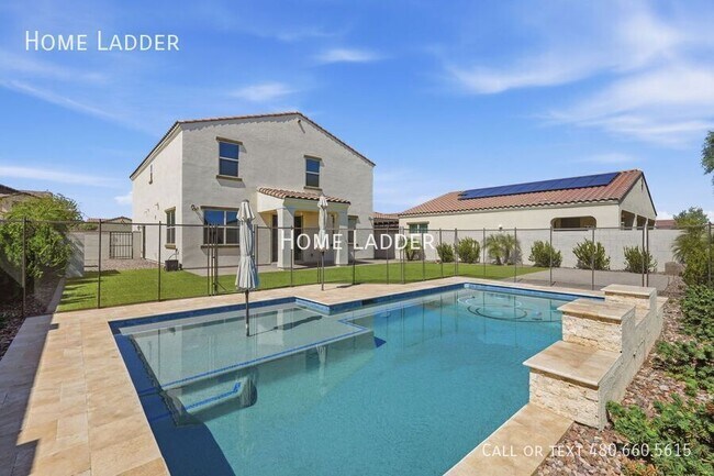Building Photo - 9504 E Theia Dr