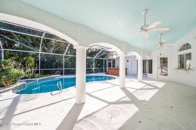 Building Photo - 174 Martesia Way