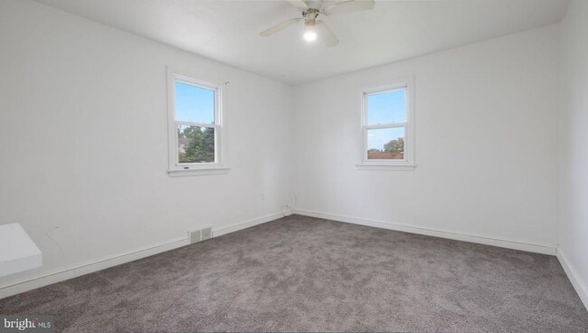Building Photo - 421 Avenue C