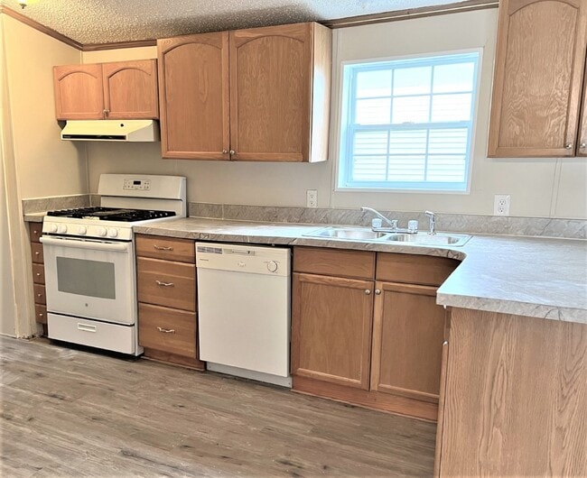 Building Photo - 288 Partridge Dr