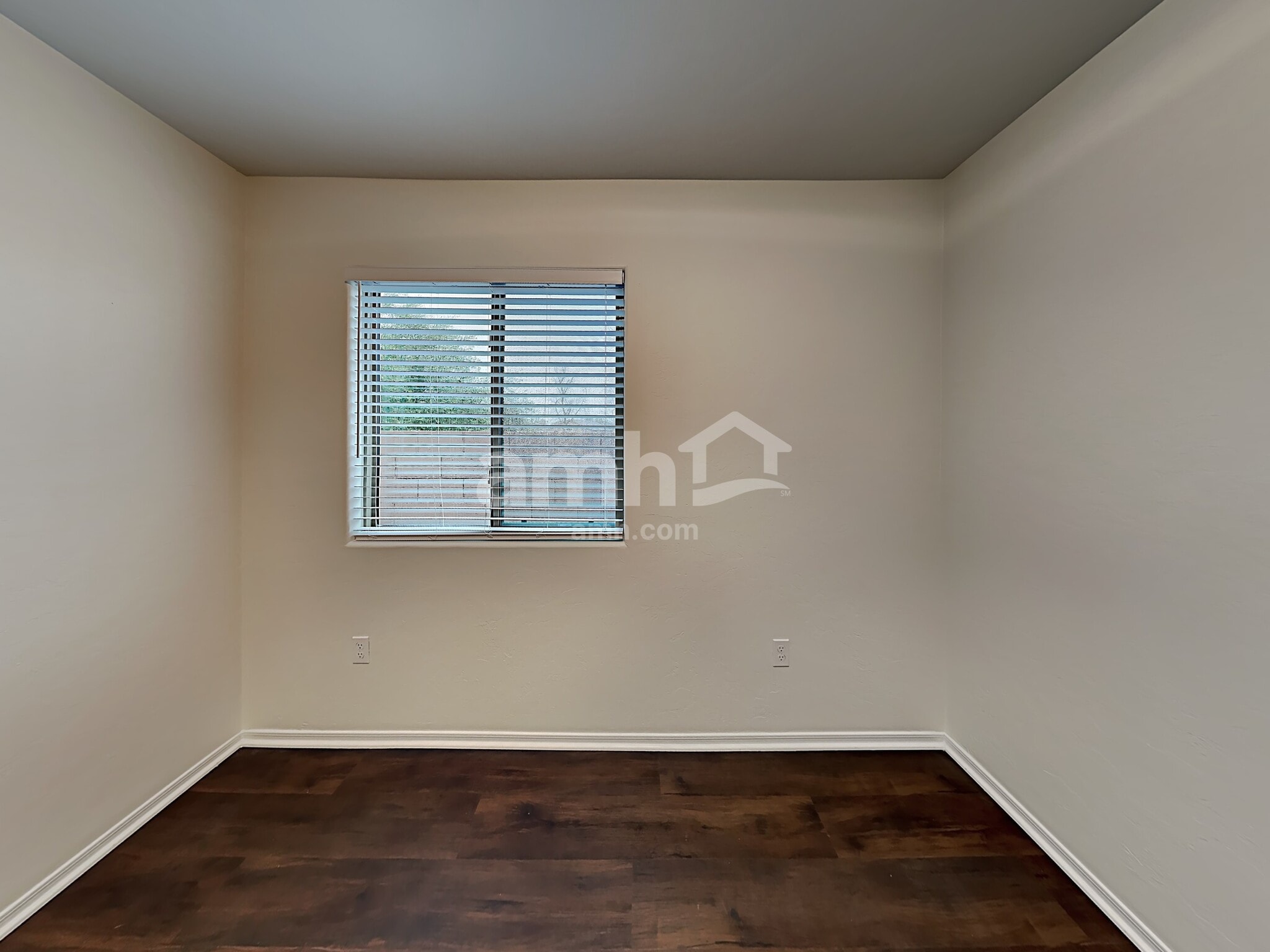 Building Photo - 866 E Ashburn Mountain Dr