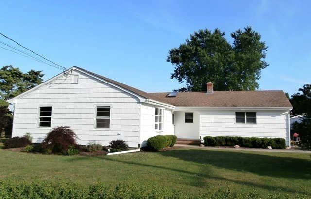 Primary Photo - 22950 Main Rd