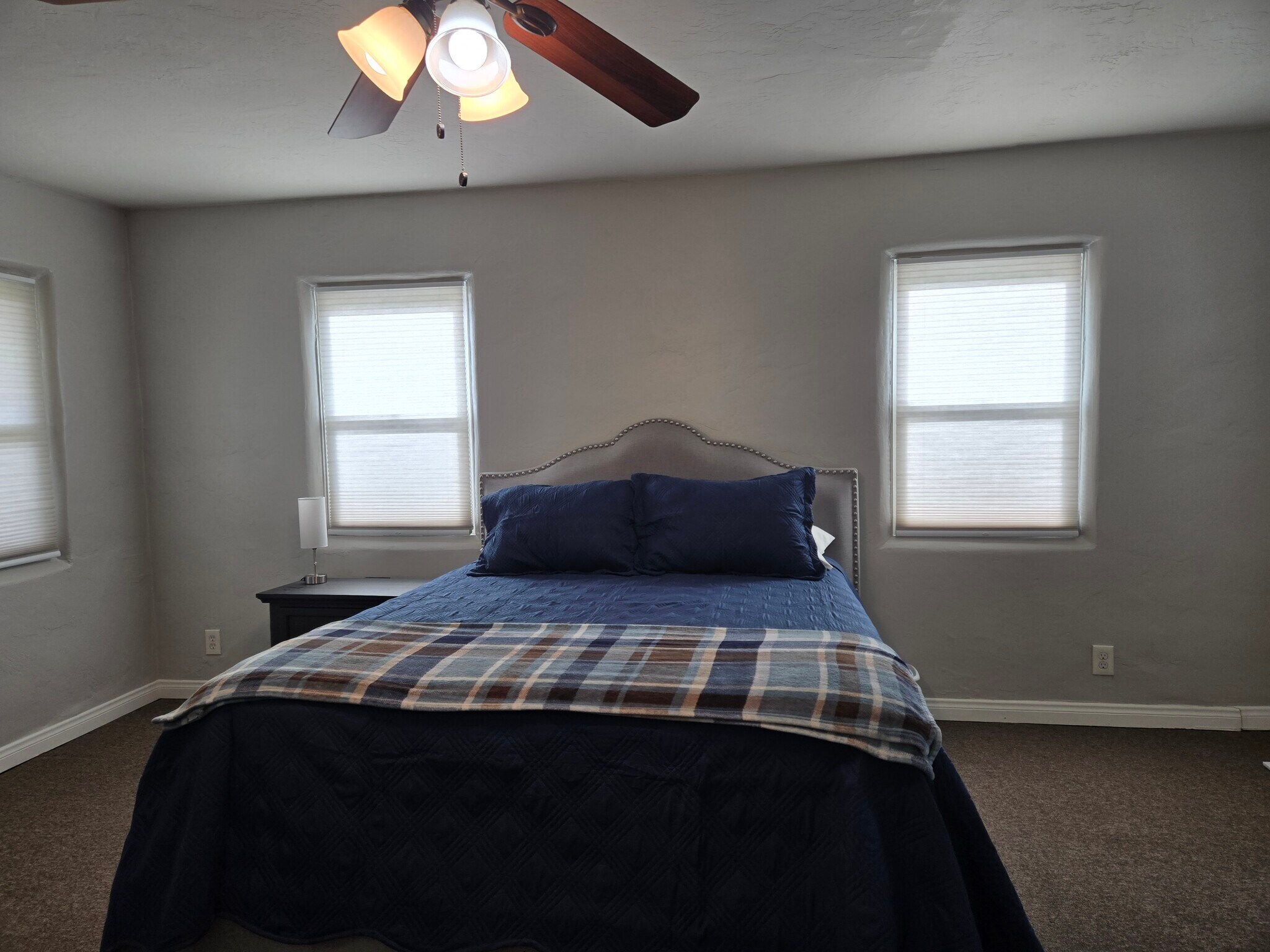 Main Bedroom - 7219 Mohawk St