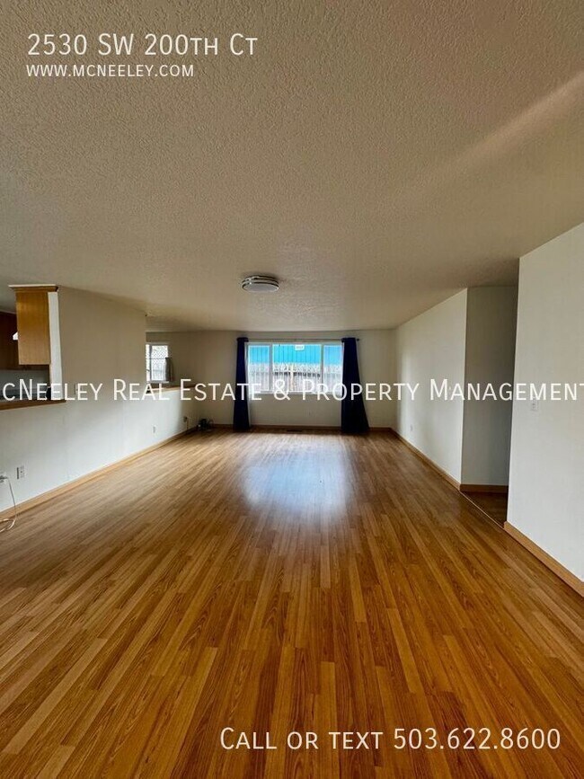 Building Photo - 2530 SW 200th Ct