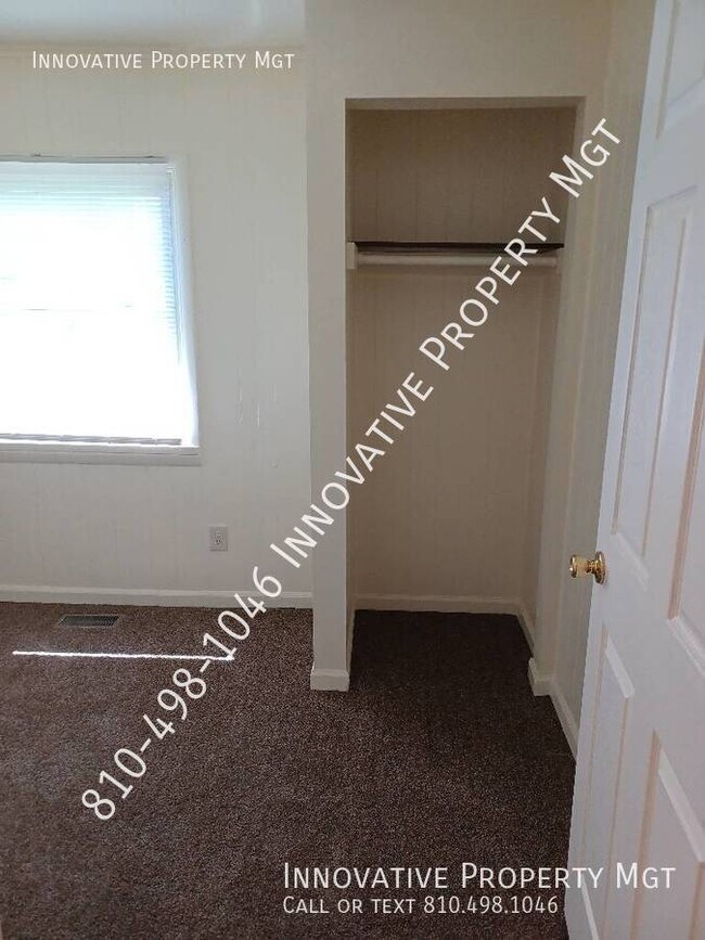 Building Photo - 1133 W Buder Ave