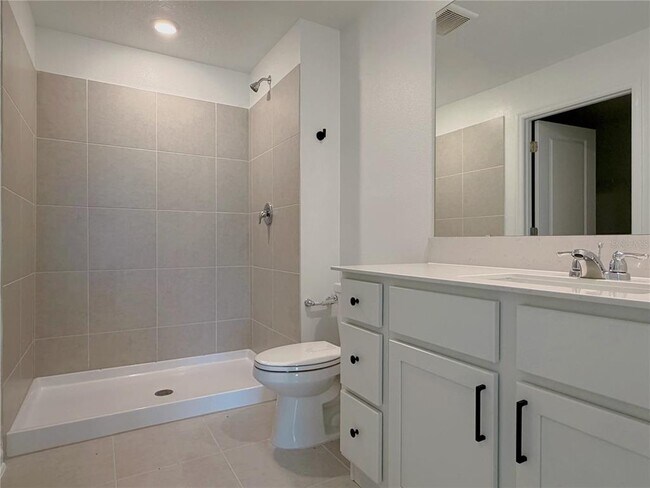 Building Photo - 3075 Totem Rd