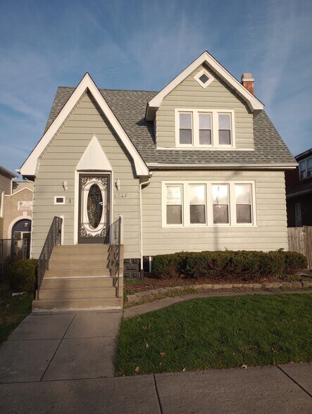 Building Photo - 1327 Otto Blvd