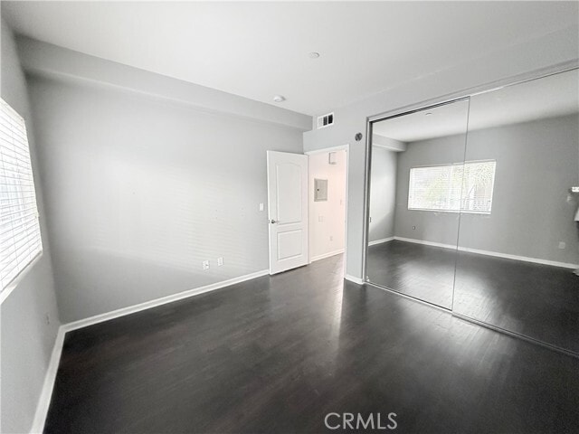 Building Photo - 3401 S Bentley Ave