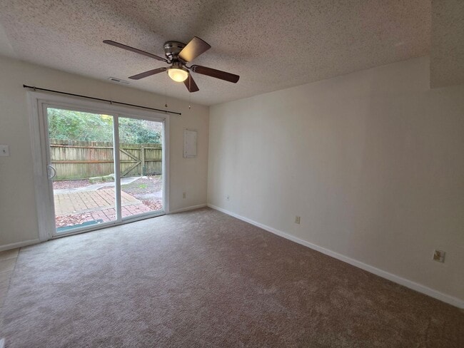 Building Photo - Chelsea