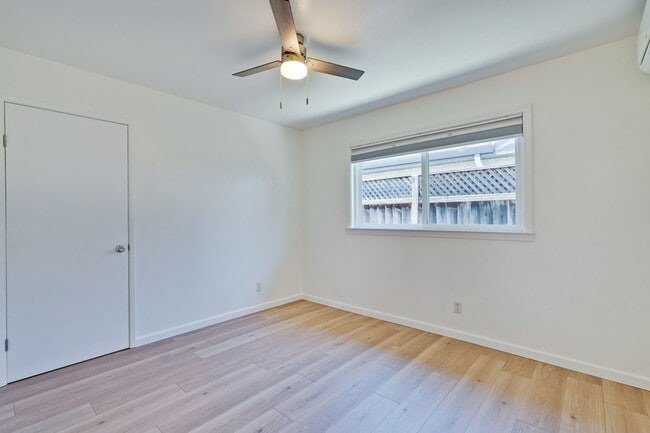 Building Photo - Welcome to this Beautifully Updated 3 Bed ...
