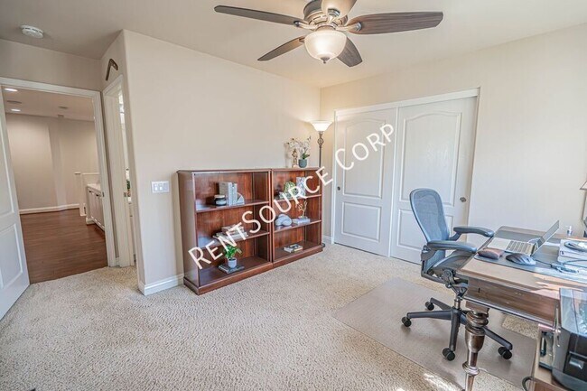 Building Photo - 26511 Brooks Cir