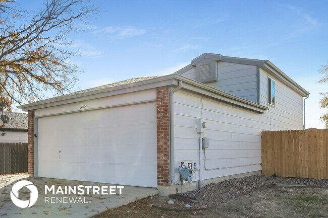 Building Photo - 5064 E 112th Ct