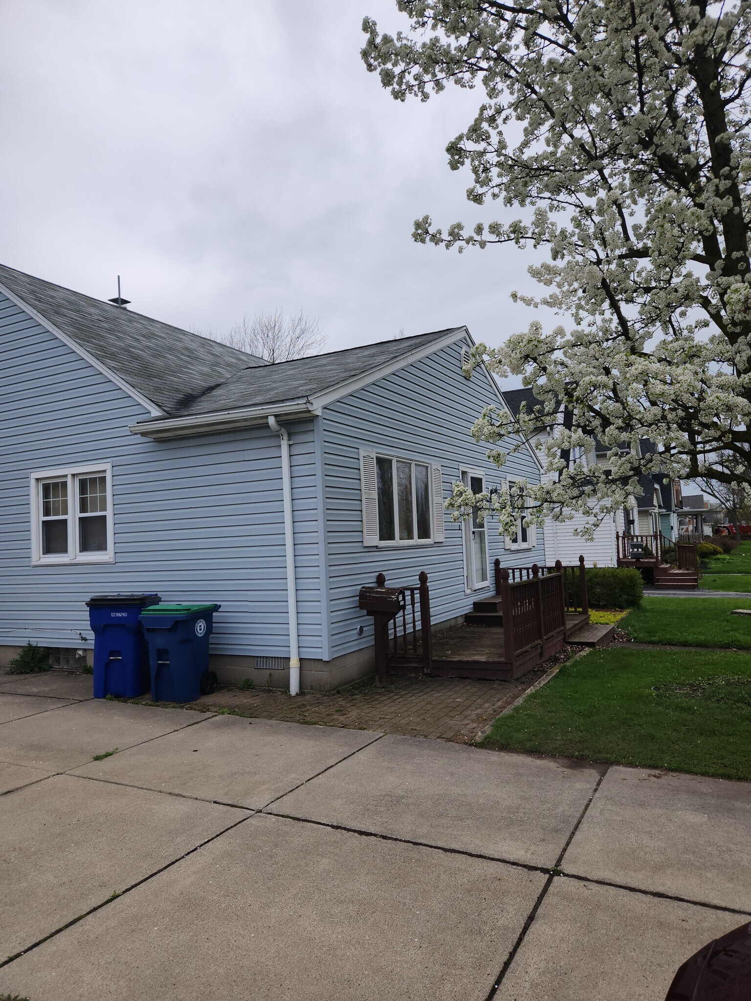 Building Photo - 258 Windermere Blvd