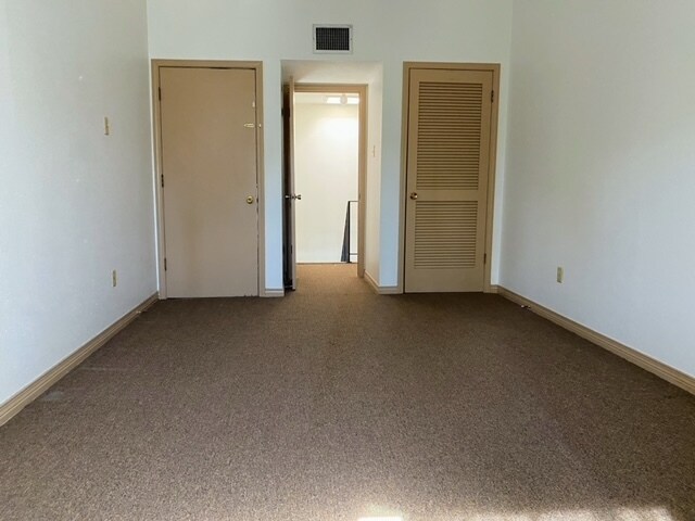 Building Photo - 5417 Constance St