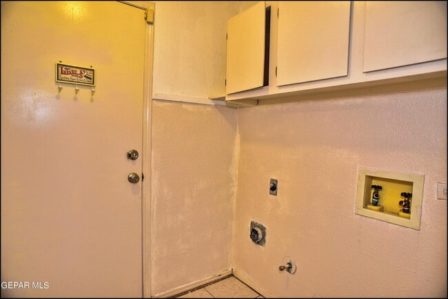 Building Photo - 12107 Valley Quail Dr