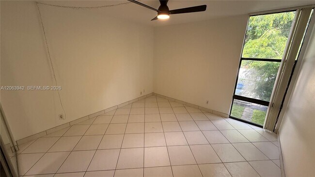 Building Photo - 2961 SW 87th Ave
