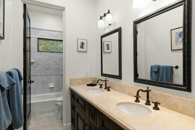 Building Photo - 29746 Nella Ln