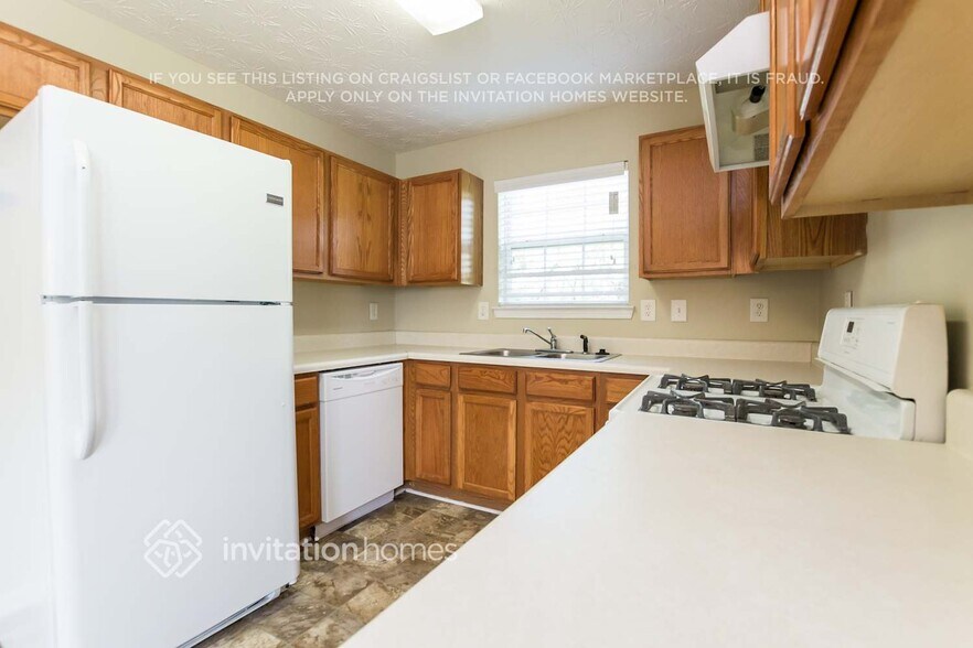 Building Photo - 321 Nunnally Dr