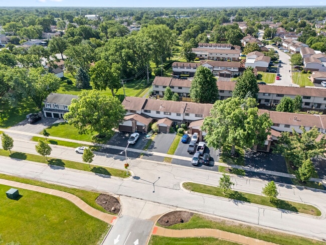 Building Photo - 6815 Brementowne Dr
