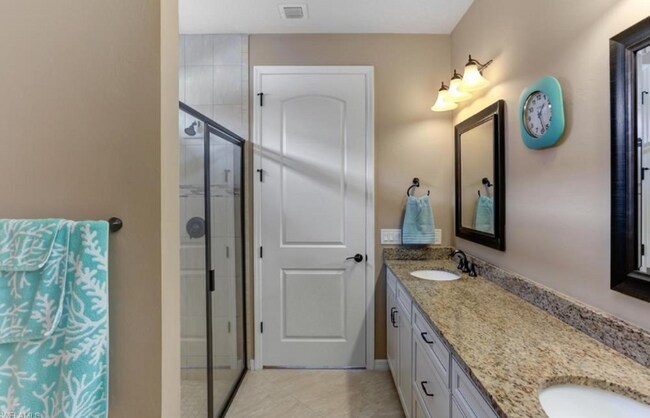 Building Photo - 20281 Corkscrew Shores Blvd