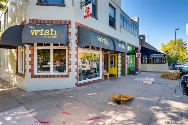 Building Photo - 376 S High St