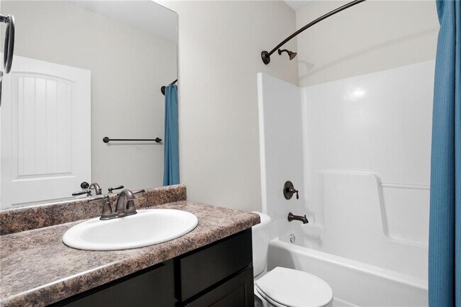 Building Photo - 612 Stevens Pl