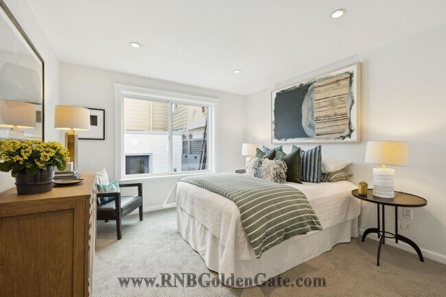Building Photo - Gorgeous 3 bedroom, 2 and a half bathroom condo in Bernal Park for rent!