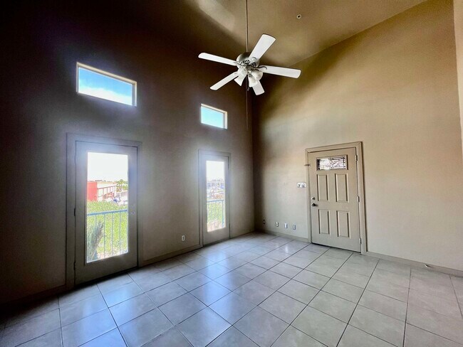 Building Photo - 1008 Dicky Ln