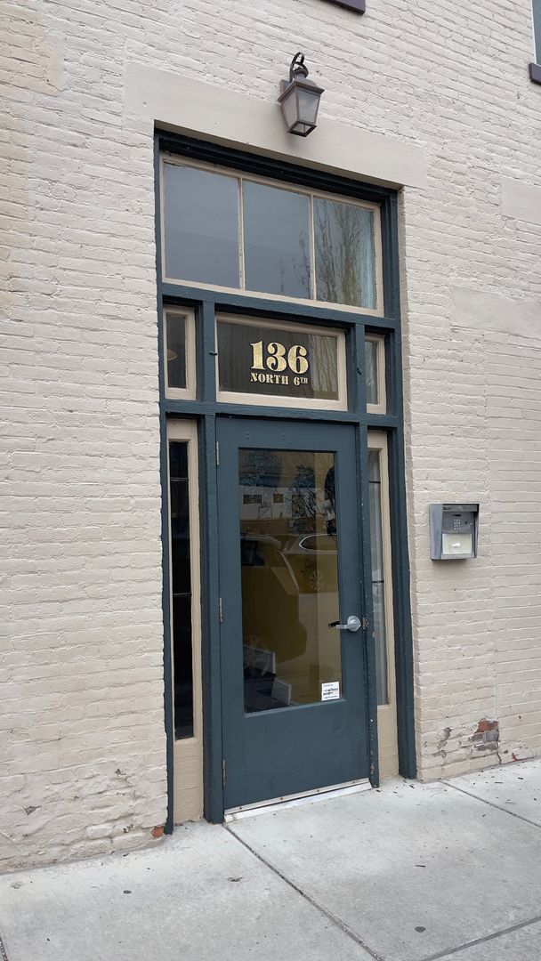 Building Photo - 136 N 6th St