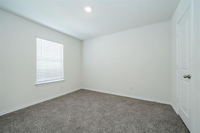 Building Photo - 904 Sunrise Ln