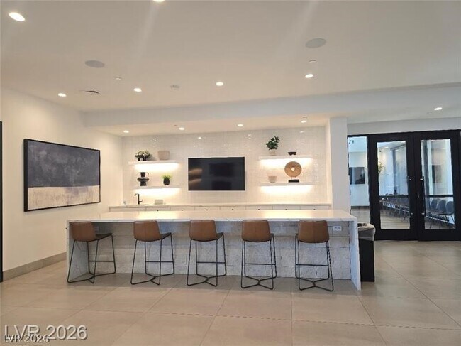 Building Photo - 905 Belleforte Ln