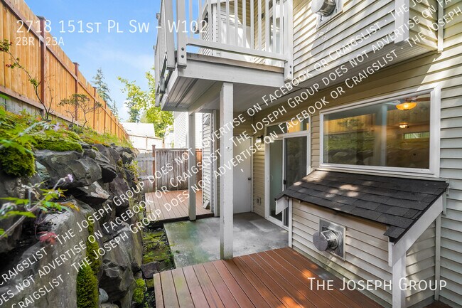 Building Photo - 2718 151st Pl SW