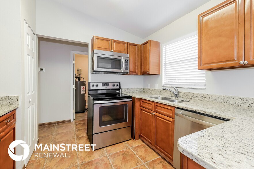 Building Photo - 651 N Delmonte Ct