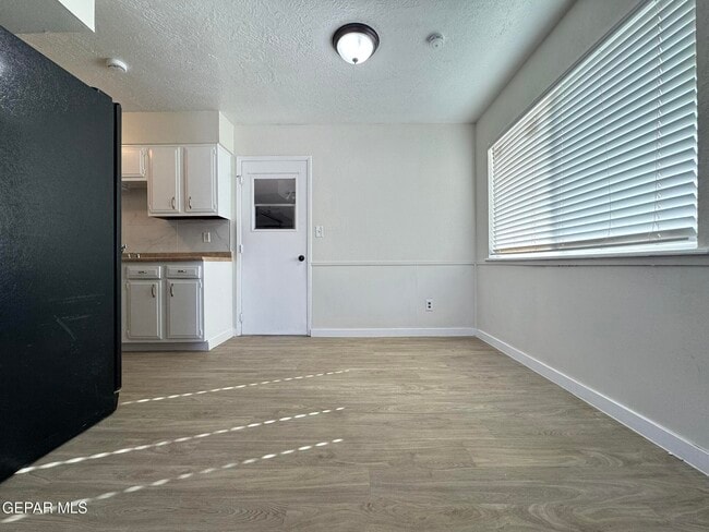 Building Photo - 147 Belvidere St