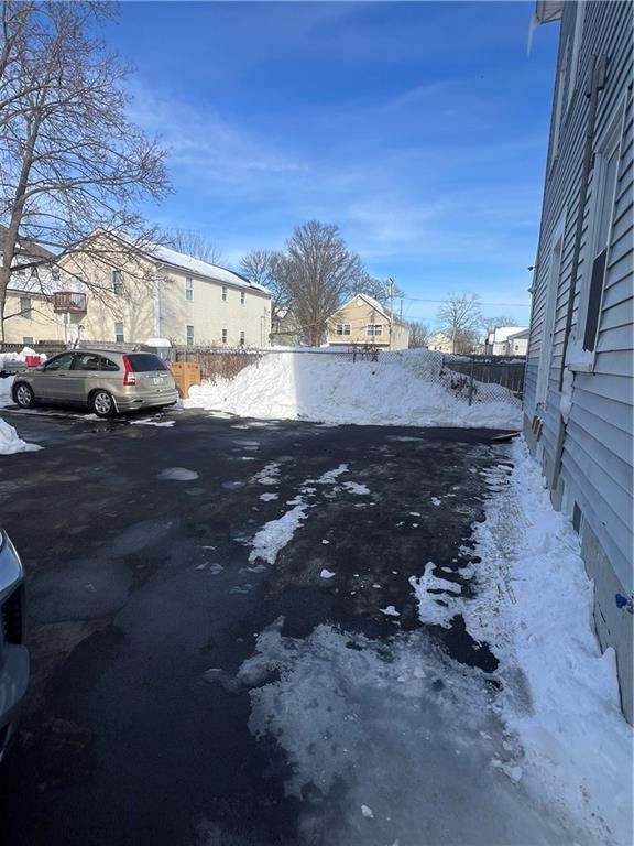 Building Photo - 51 Glenham St