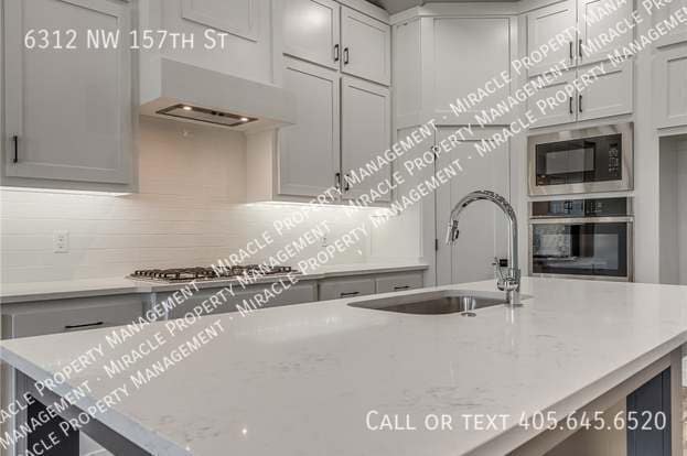 Building Photo - 6312 NW 157th St