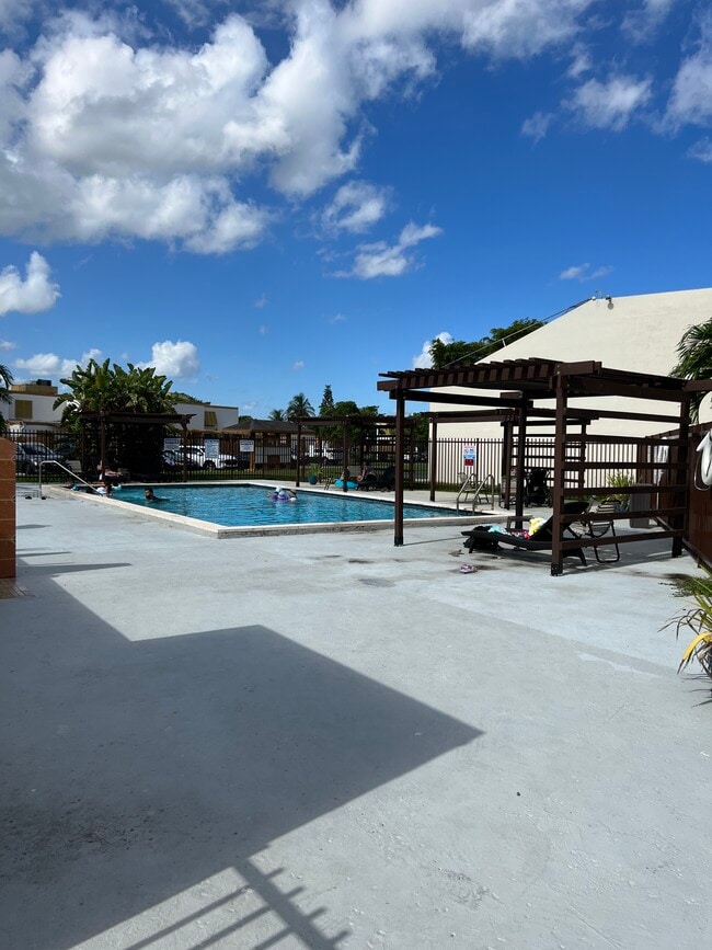 Building Photo - 1424 SW 131st Place Cir E