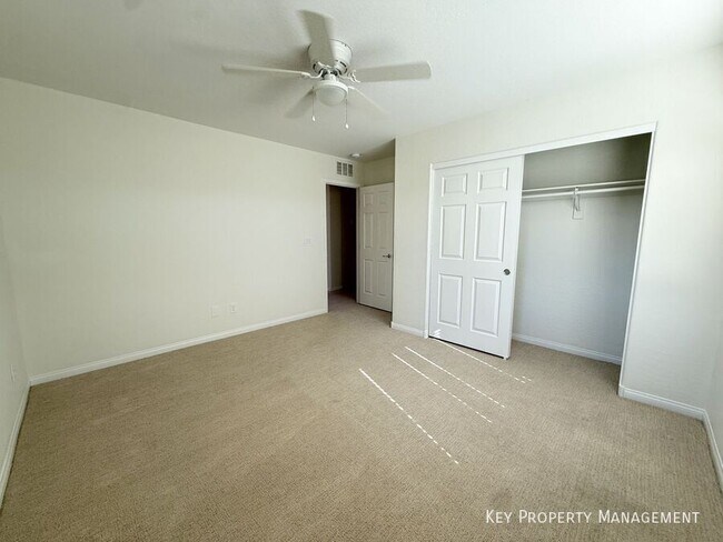 Building Photo - 7769 Britton Rose Dr