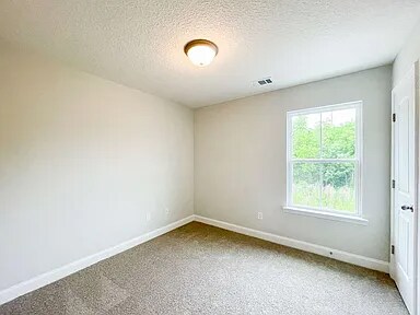 Building Photo - 577 Meloney Dr