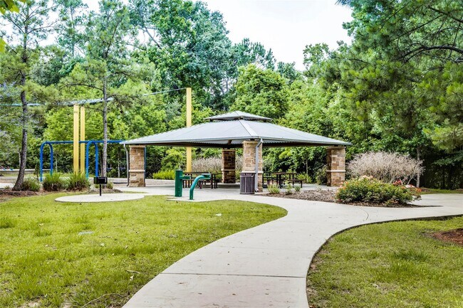 Building Photo - 2019 Iris Hls Ln