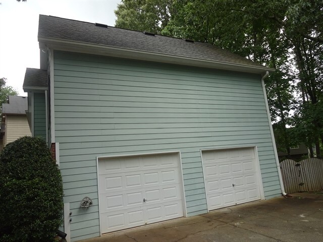 Building Photo - 4837 Baker Plantation Dr
