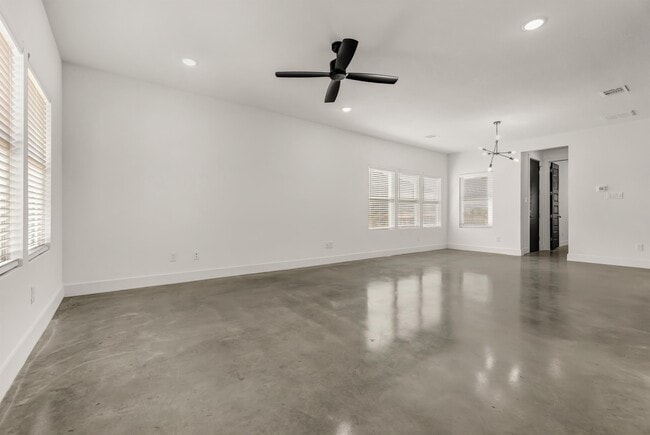 Building Photo - 3013 Alpha Wolf Ct