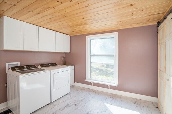 Building Photo - 3367 NY-488