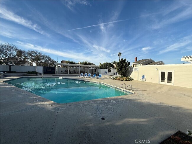 Building Photo - 33555 Via Corvalian