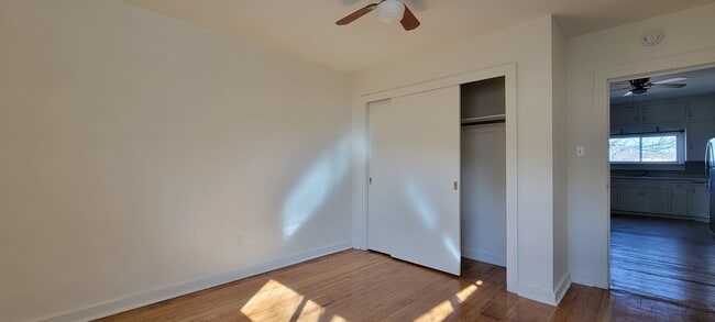 Building Photo - 3 bedroom 2 bath home