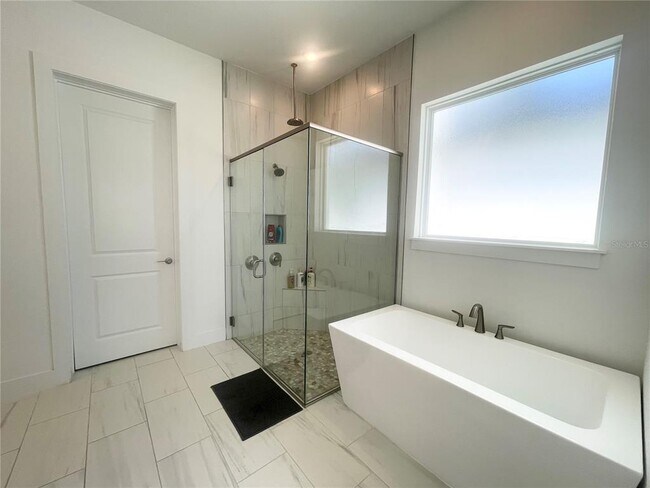 Building Photo - 8486 Ivy Stark Blvd