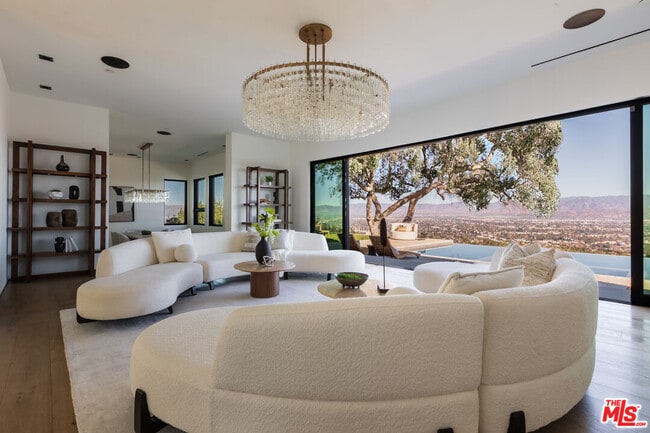 Building Photo - 13331 Mulholland Dr
