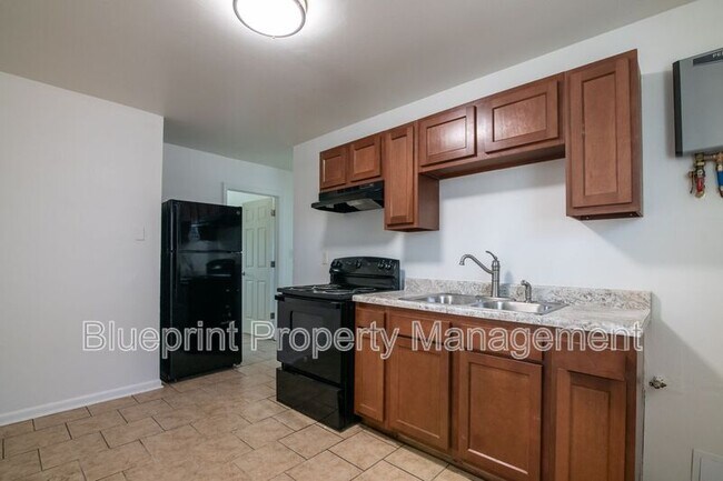 Building Photo - 1521 22nd St Ensley