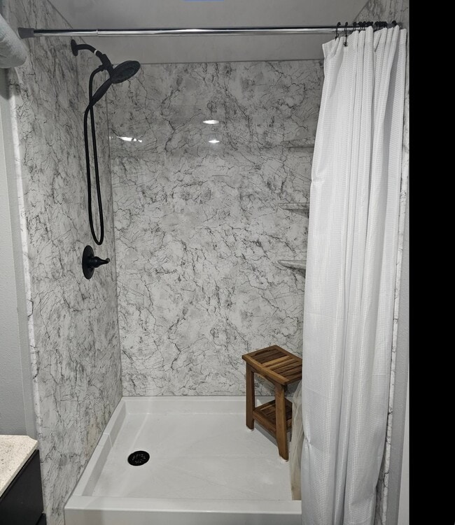 Building Photo - 244 Pasadena Blvd